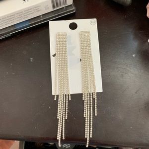 Cute elegant earrings